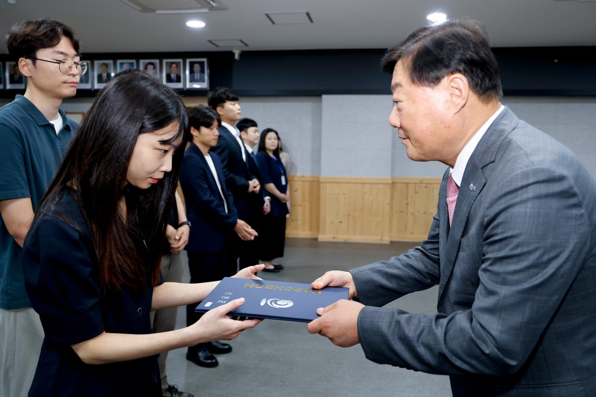 임용장 교부