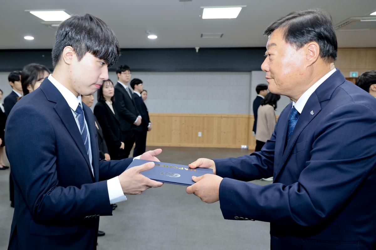 인사발령장 교부