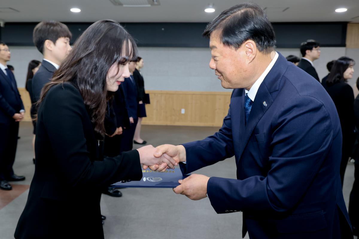 인사발령장 교부