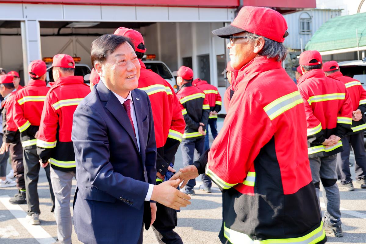 산불전문진화대 격려방문
