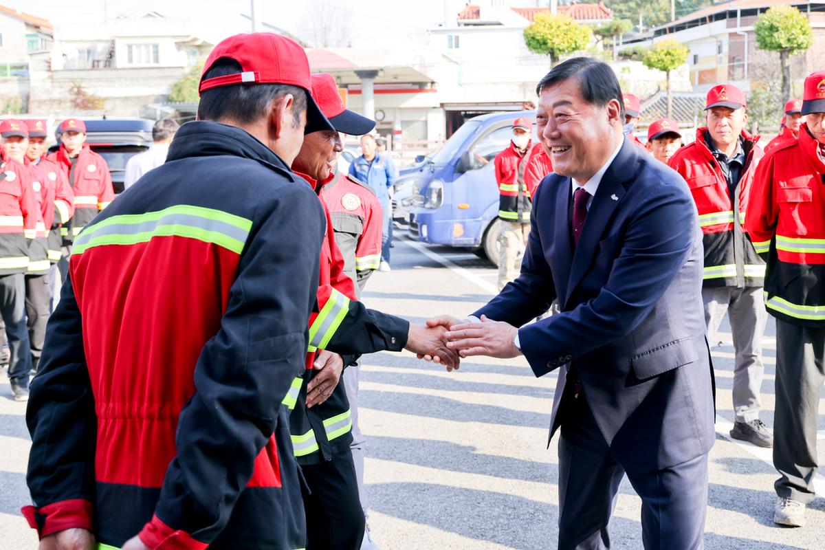 산불전문진화대 격려방문