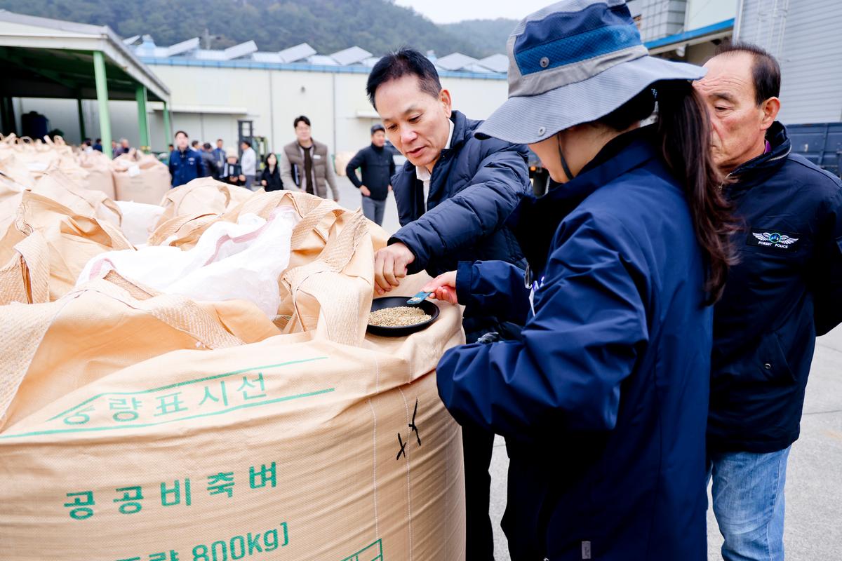 삼가면 공공비축미곡 수매 현장 방문