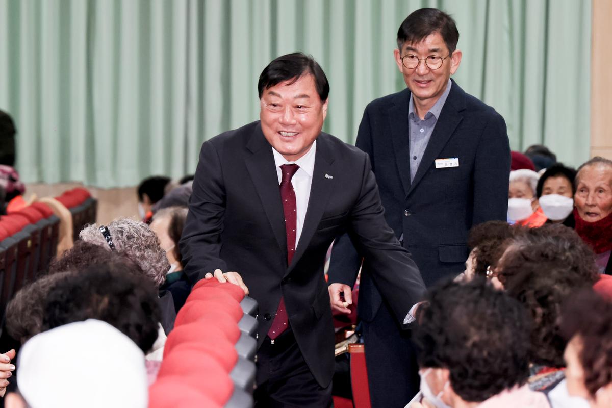합천군 어르신 행복잔치