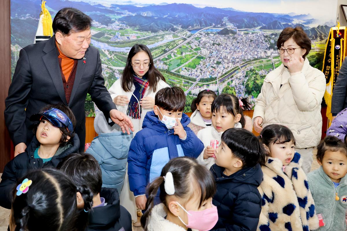 이웃돕기성금 기탁