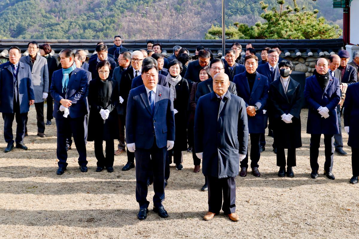 임란창의사 참배
