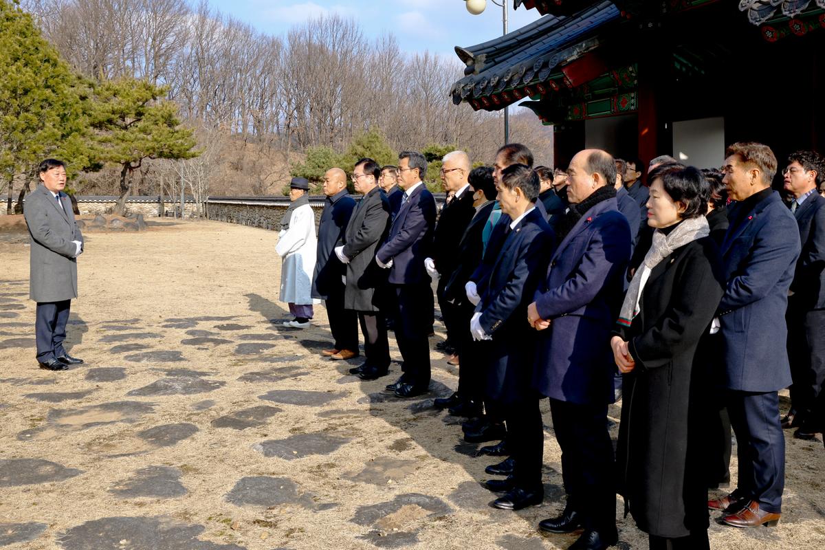 임란창의사 참배