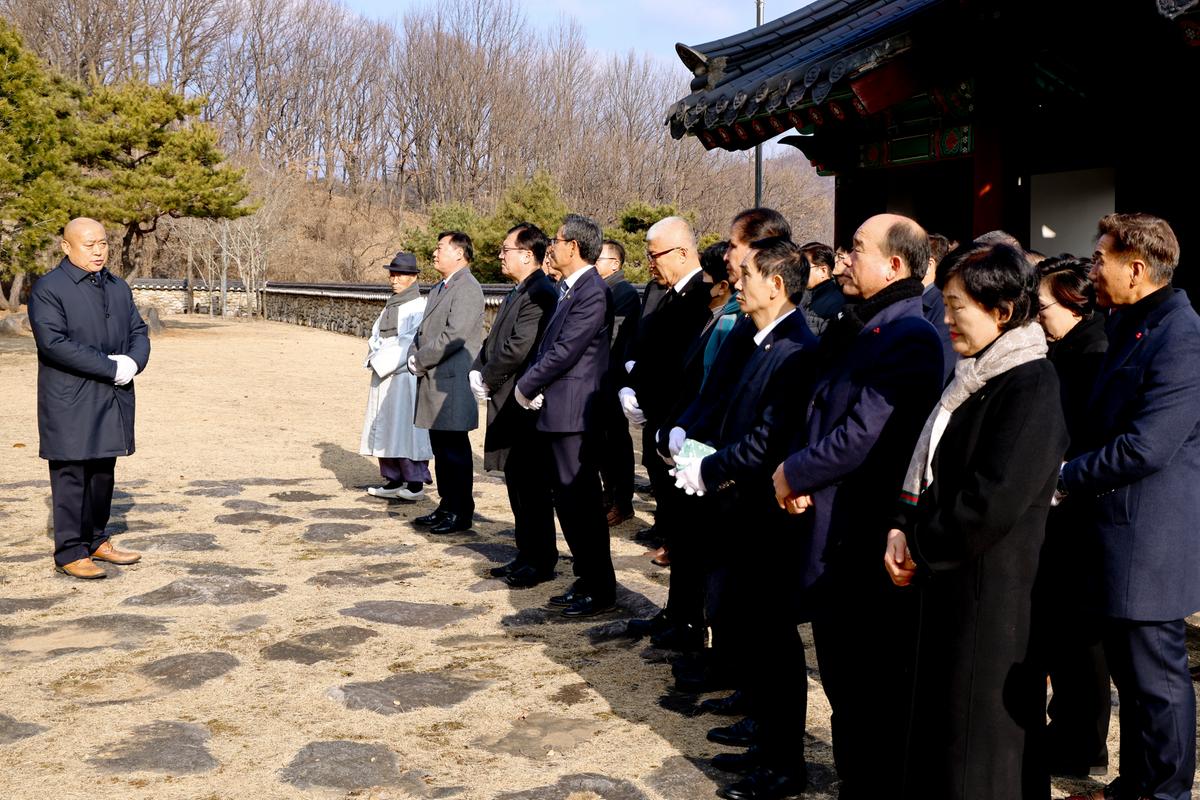 임란창의사 참배