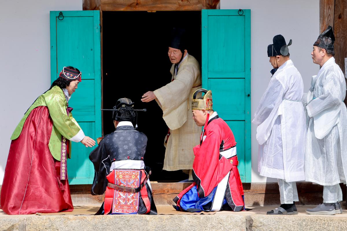합천향교 춘기석전대제 봉행