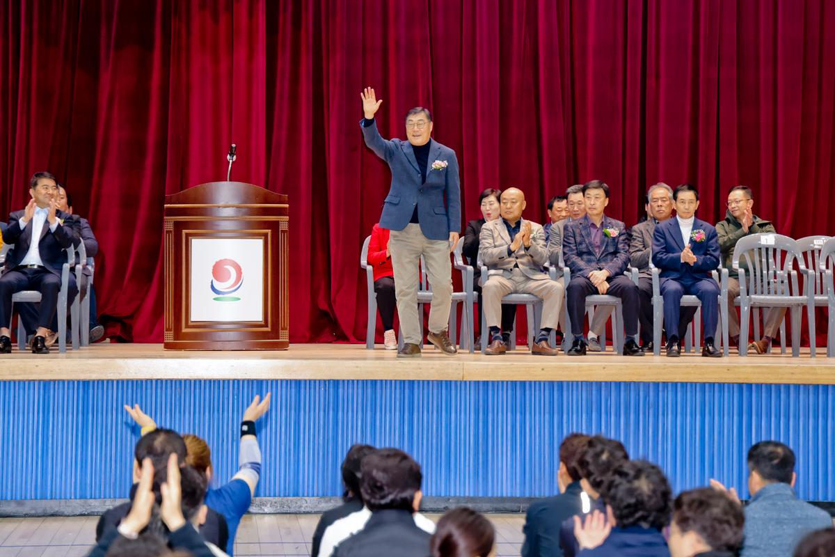 제6회 합천군협회장기 경남배드민턴대회 개회식