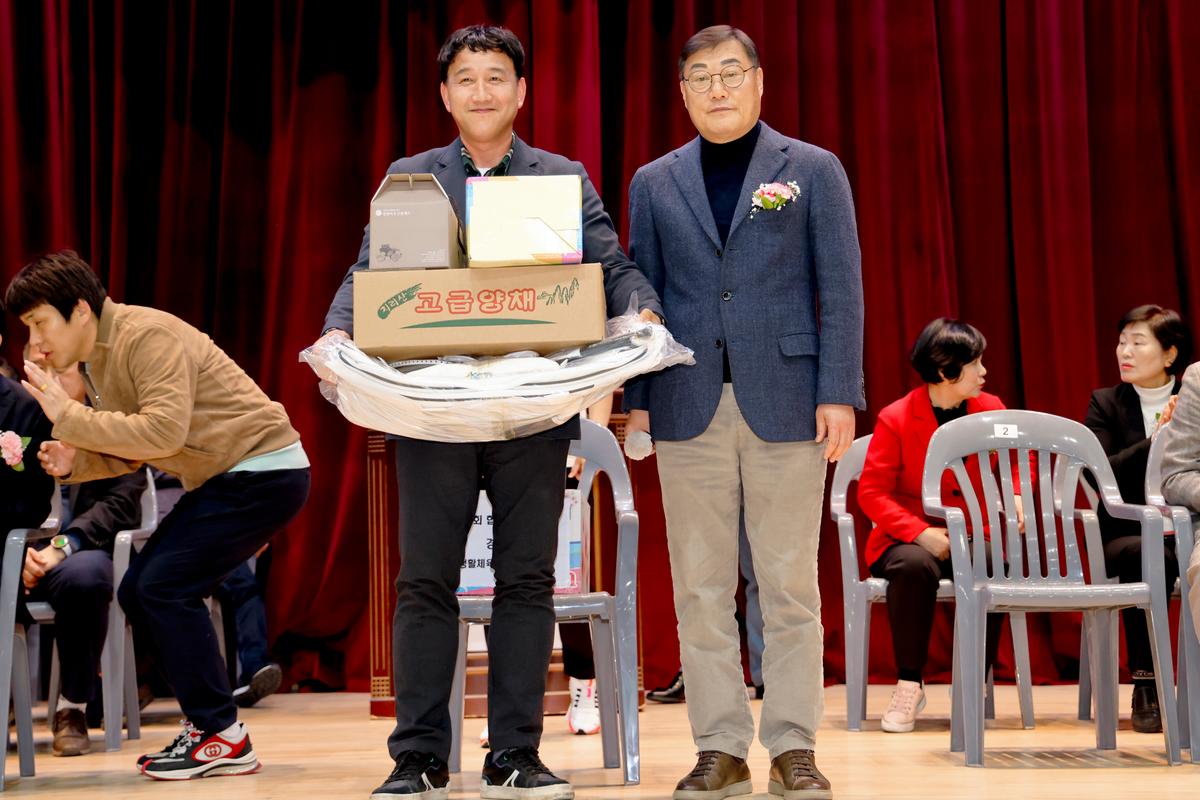 제6회 합천군협회장기 경남배드민턴대회 개회식