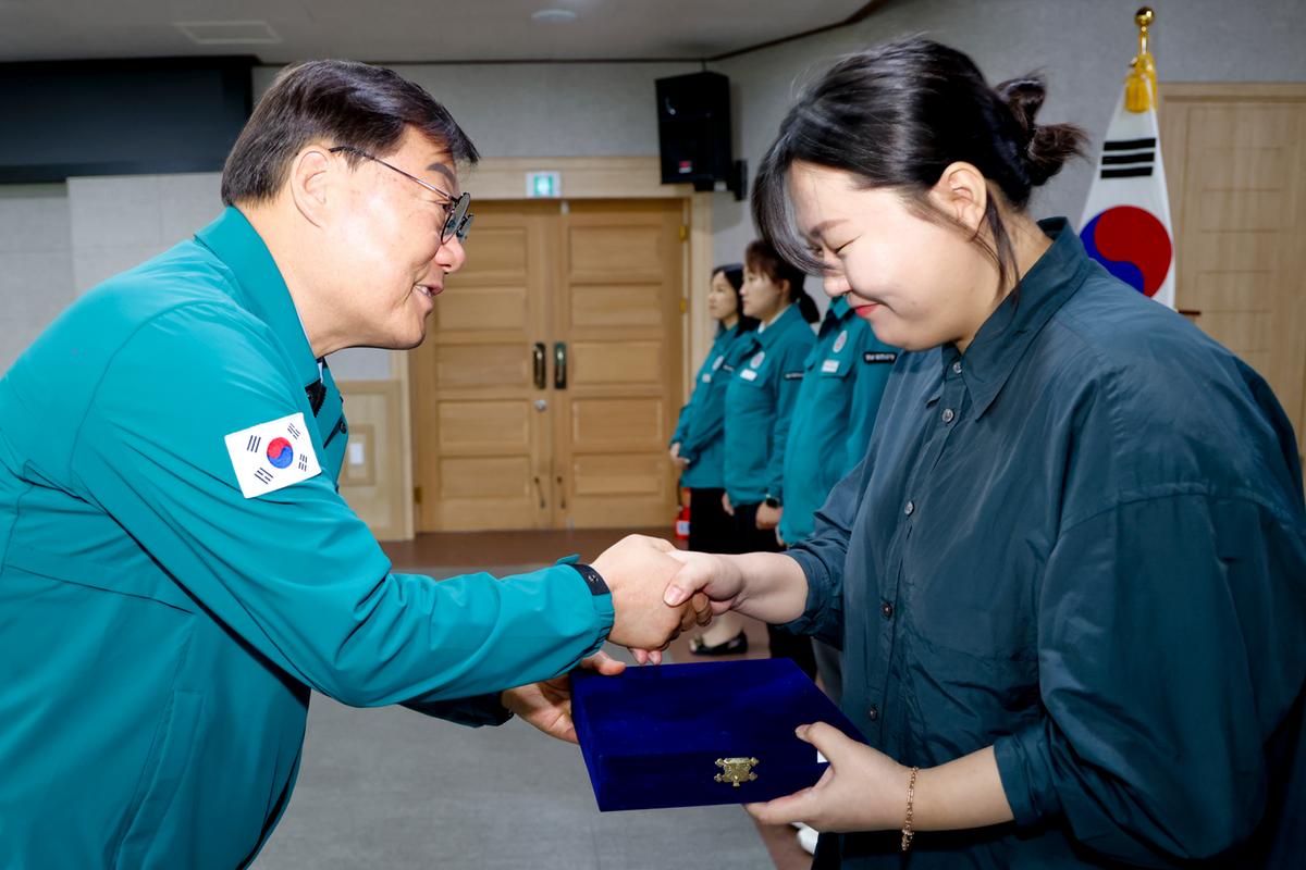 5월 정례조회