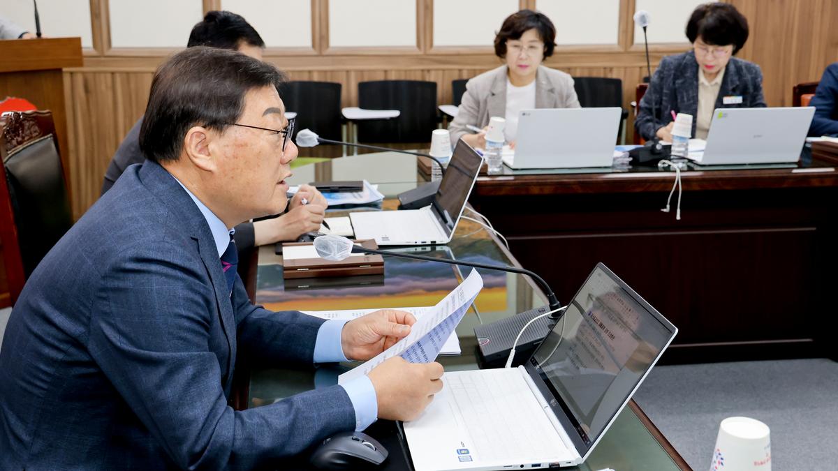 군수주재 확대 간부회의 