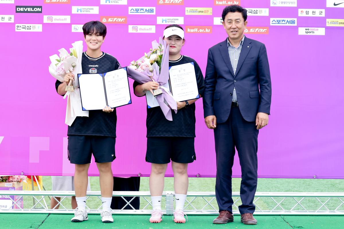 제32회 여왕기 전국여자축구대회 결승전 관람 및 시상