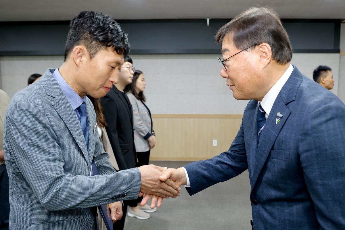 24년하반기 정기인사 임용장 교부