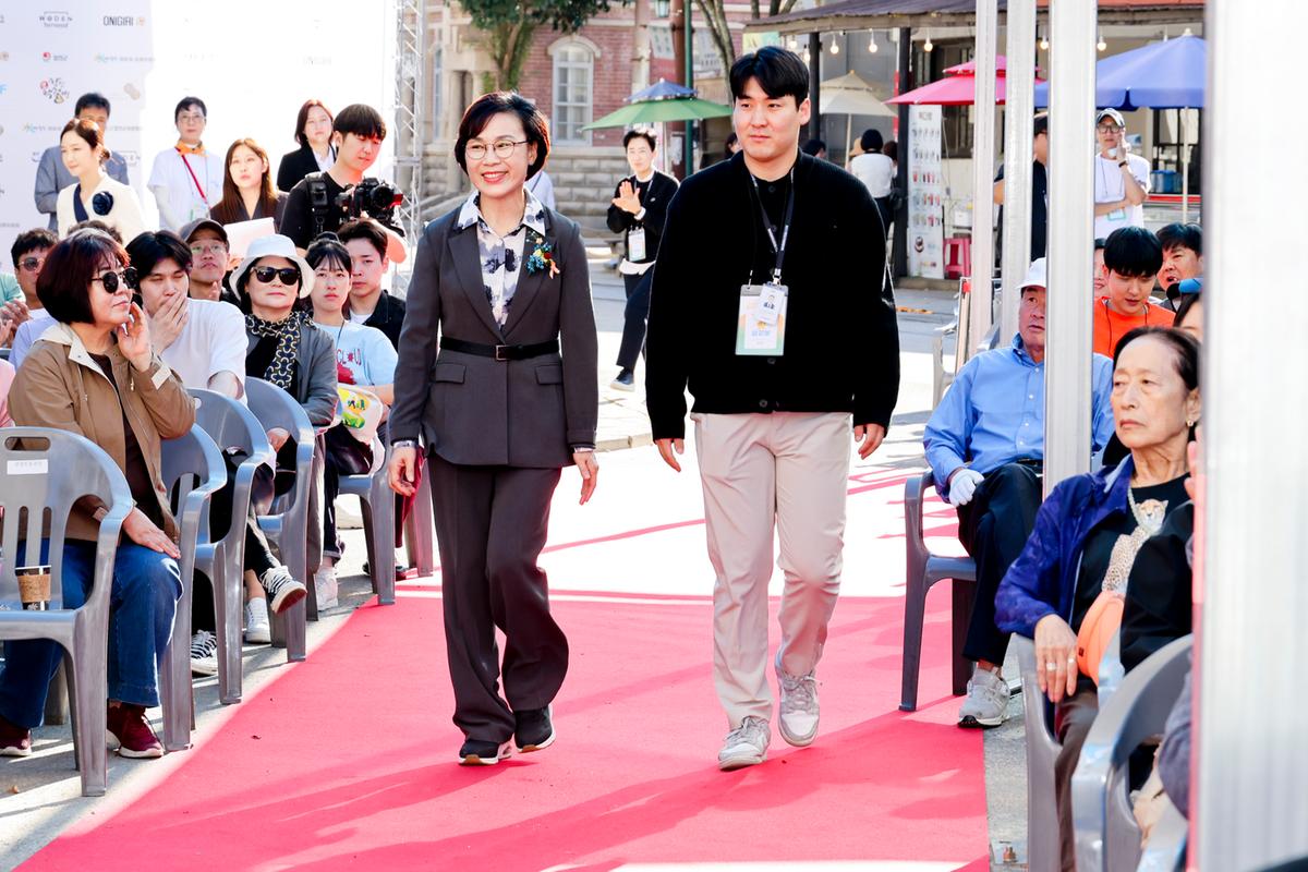당신과 어울리는 수려한합천영화제 개막식