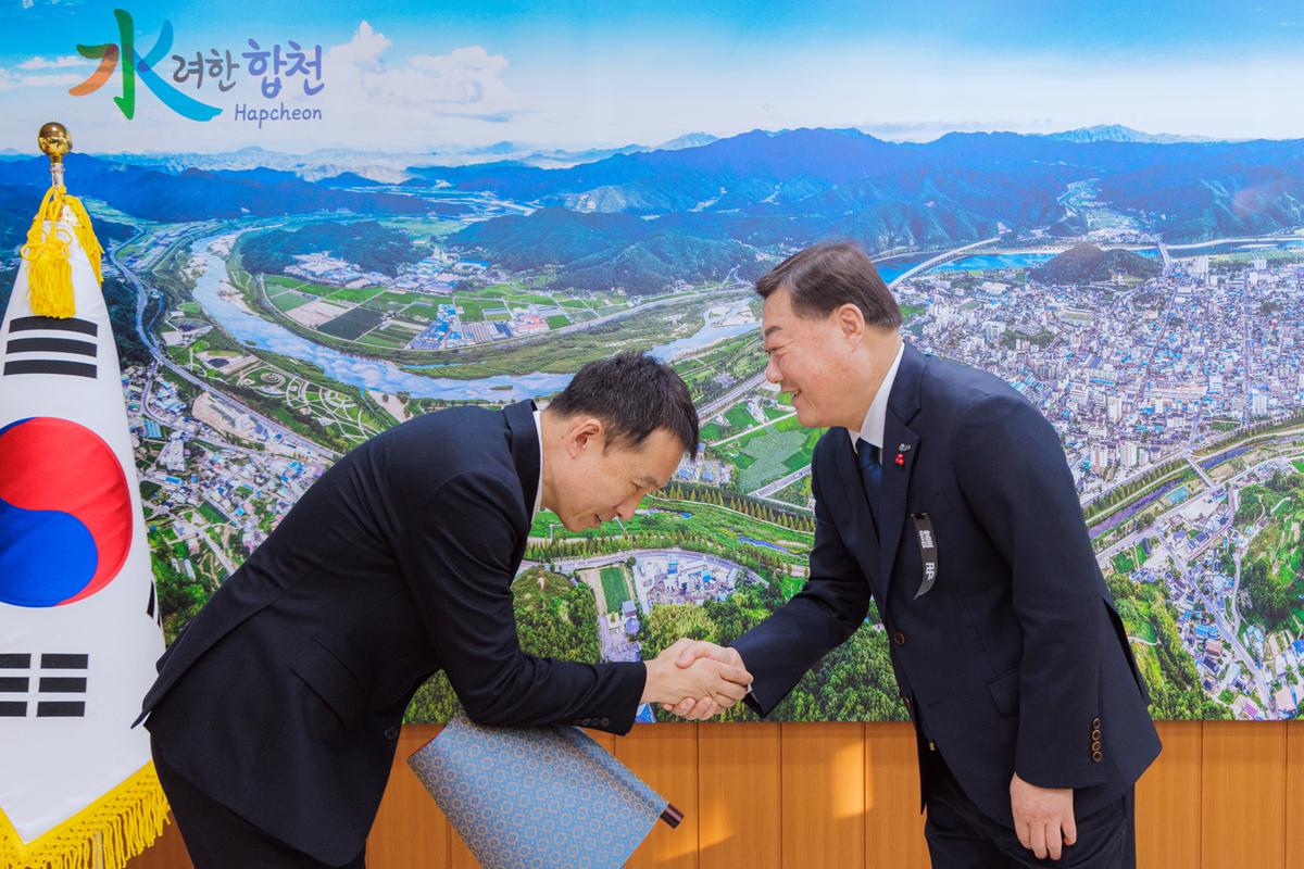 장재혁 부군수님 발령장 교부