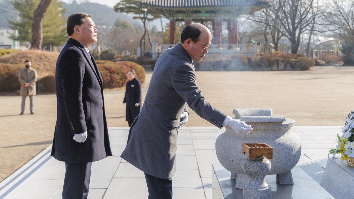 3.1독립운동 기념탑 참배