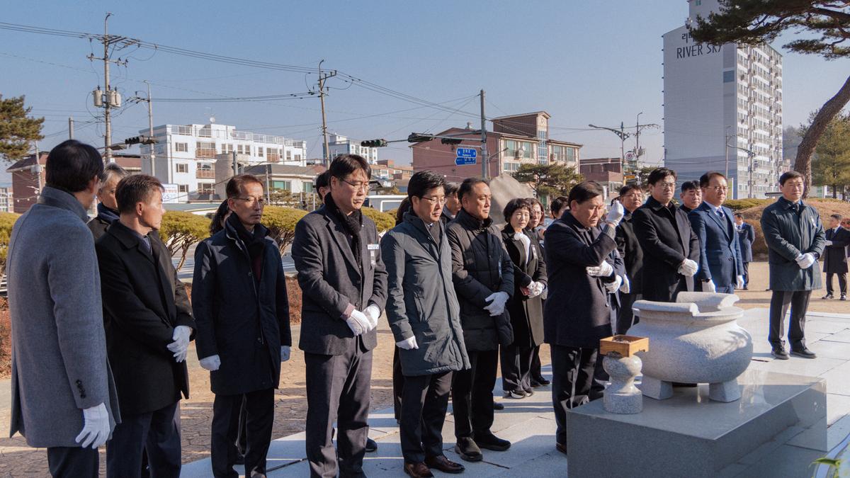 3.1독립운동 기념탑 참배