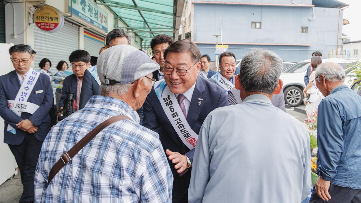 남북6축 고속도로 연장 가두 캠페인 및 서명운동
