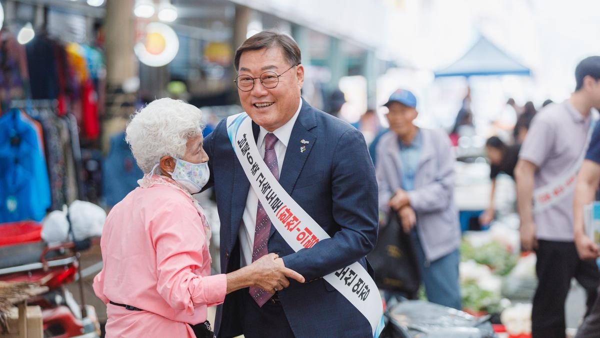남북6축 고속도로 연장 가두 캠페인 및 서명운동