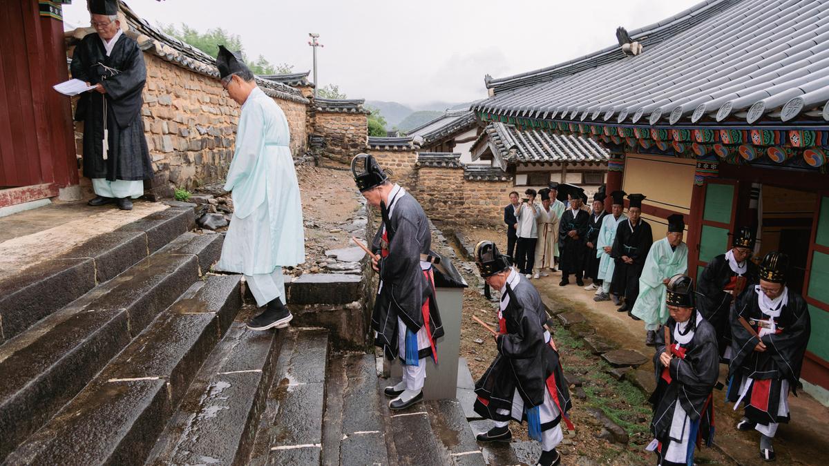 향교 추기석전대제(추향제)봉행