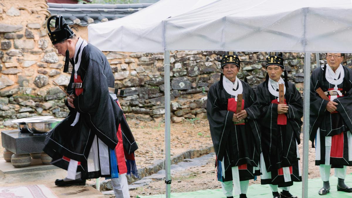 향교 추기석전대제(추향제)봉행