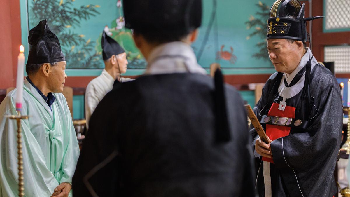 향교 추기석전대제(추향제)봉행