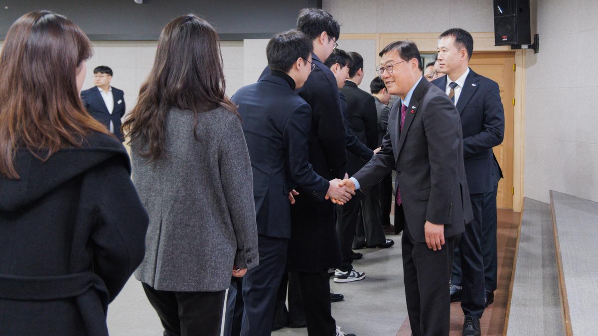 상반기 정기인사 임용장 교부