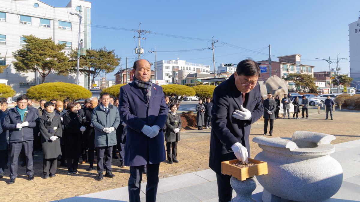 충혼탑 3.1독립운동운동기념탑 임란창의사 참배