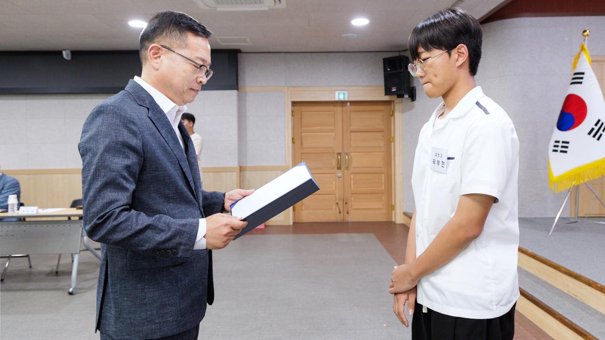 합천군인재육성재단 2026년 장학증서 수여식