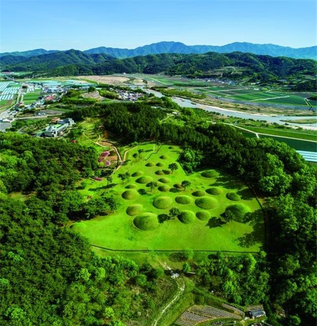 옥전고분군 사진