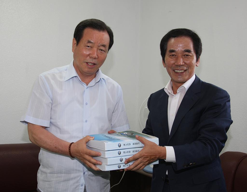 하창환 합천군수, 새누리당 전격 입당 선언