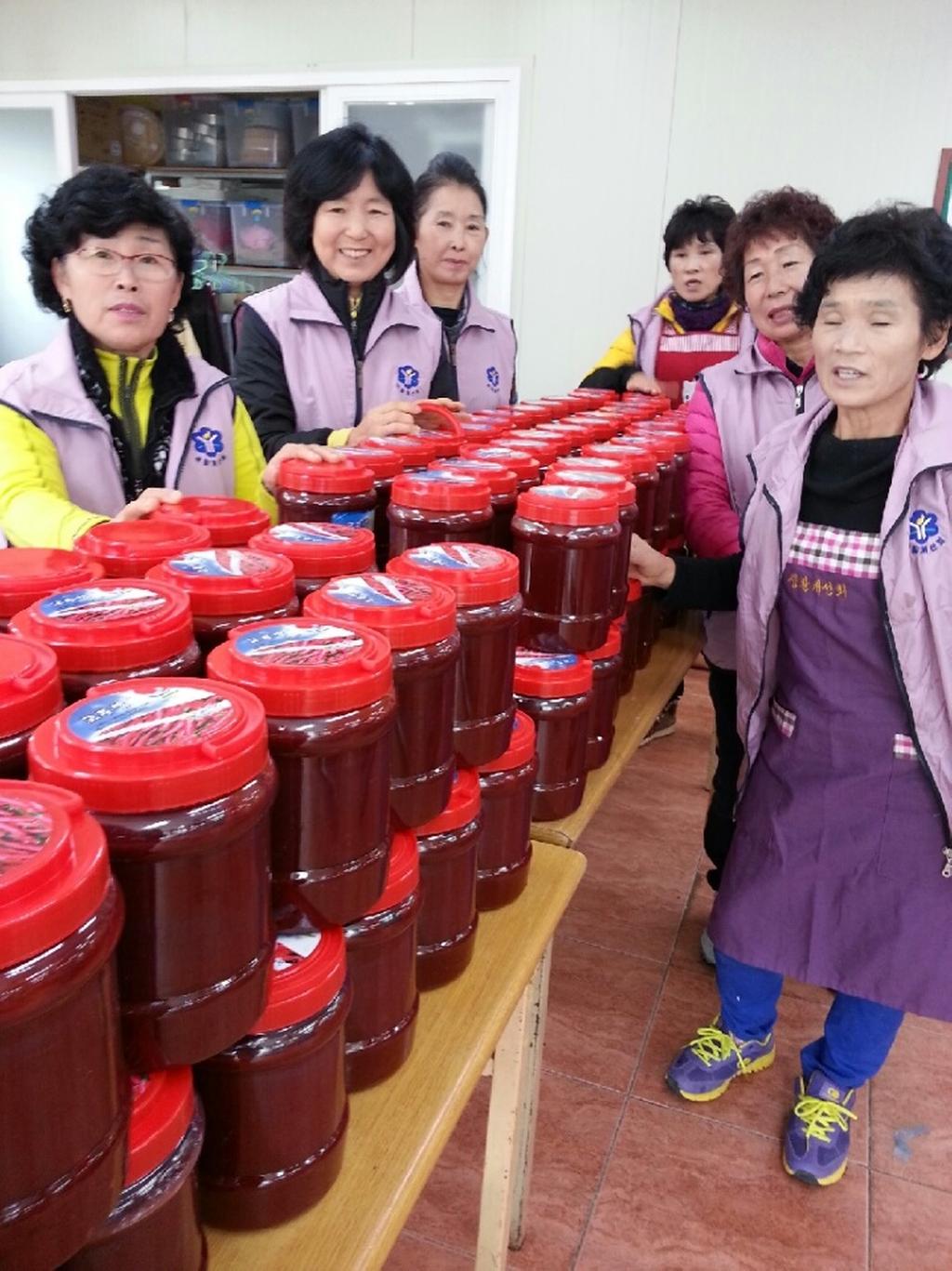 사랑의 고추장 항아리’ 나눠드려요 