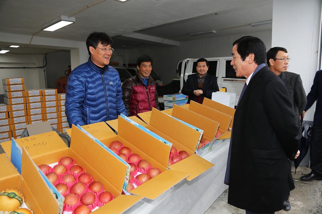   합천군 설맞이 농․특산물 직거래장터 열려 