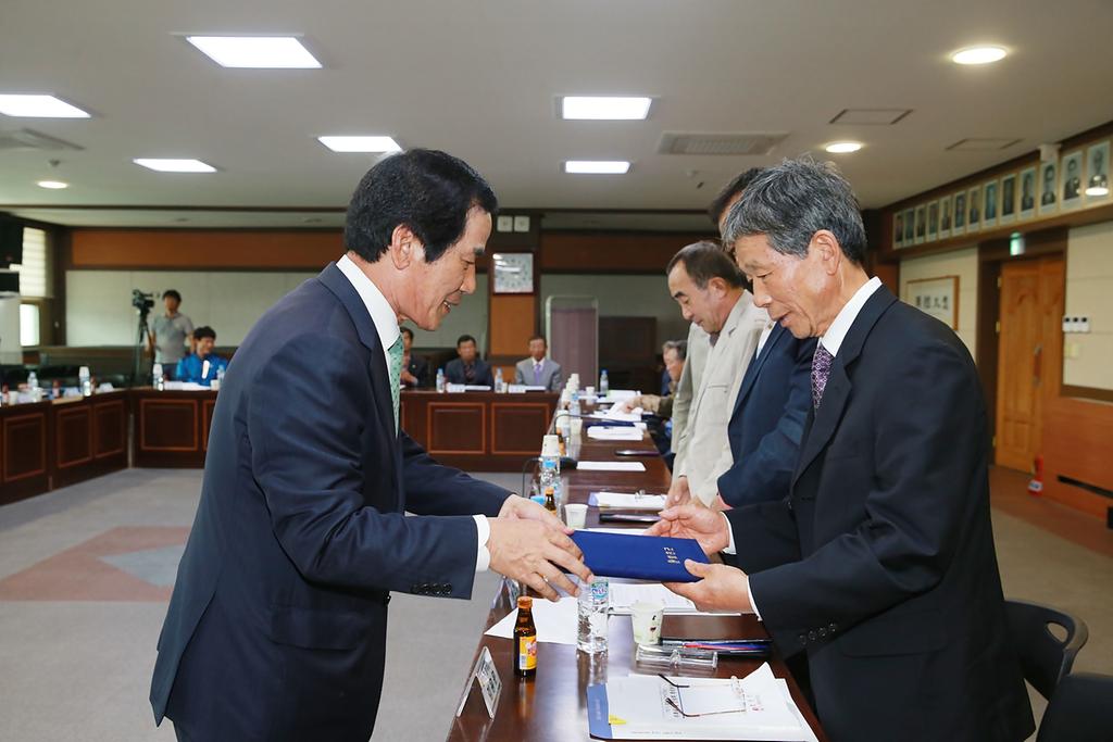 합천군, 명예감사관 위촉식 및 간담회 개최