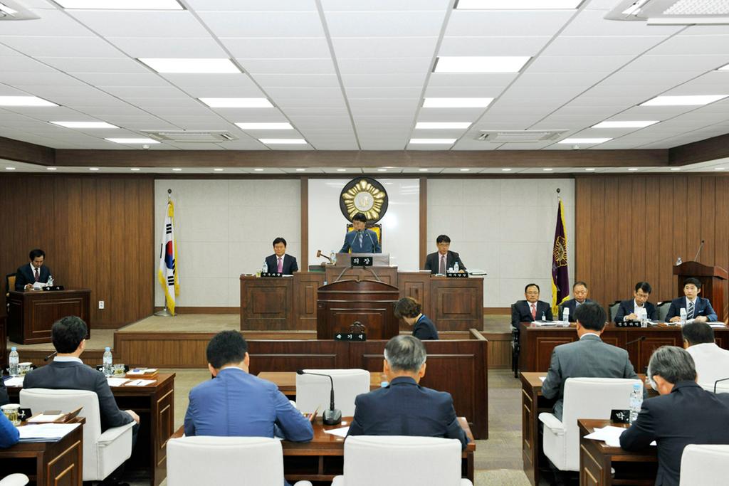 제201회 합천군의회 임시회 폐회