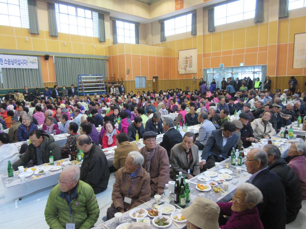 제19회 노인의 날 기념식 및 한마음 큰잔치 성황리 열려