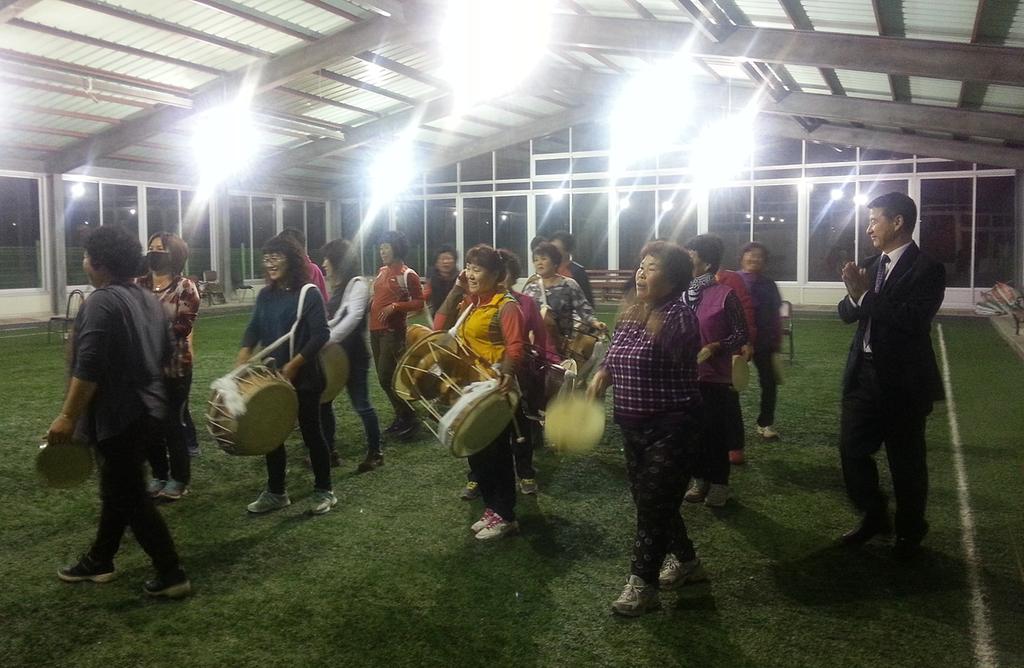 덕곡면 밤마리 오광대 축제 공연팀 격려방문