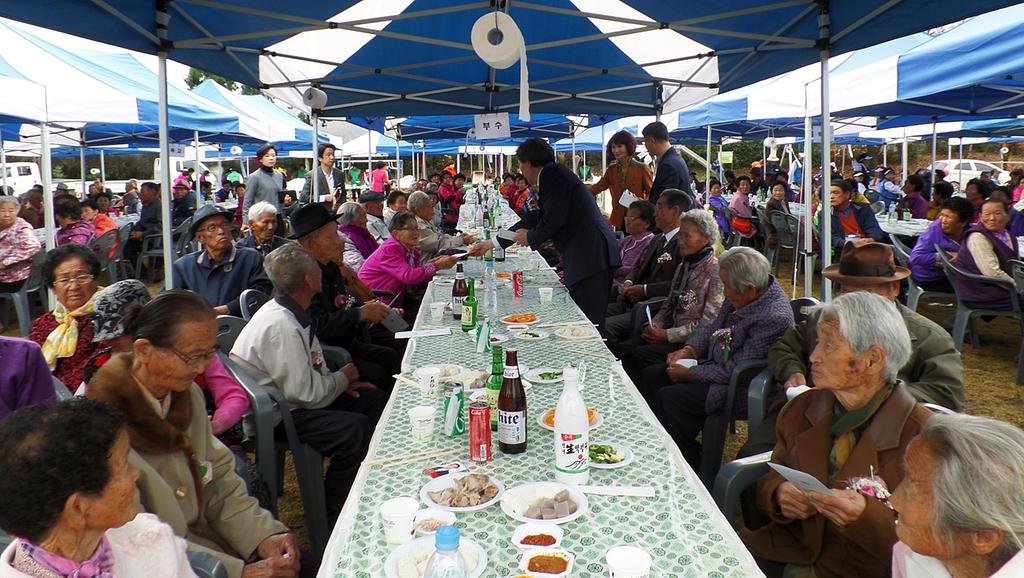 적중면 「제19회 노인의 날」기념 경로잔치 성료