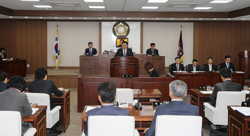 제205회 합천군의회 임시회 제2차 본회의
