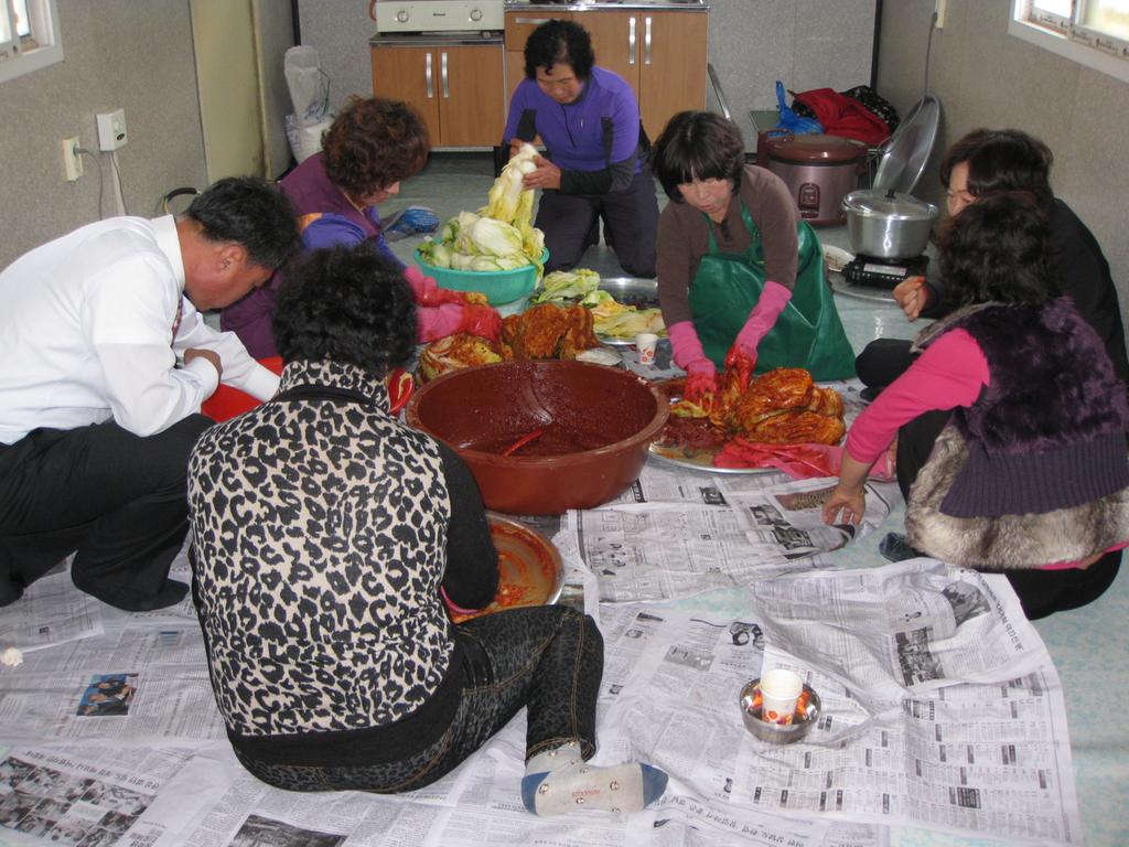 합천군 청덕면 저소득 독거노인 김장 나누기 행사 실시