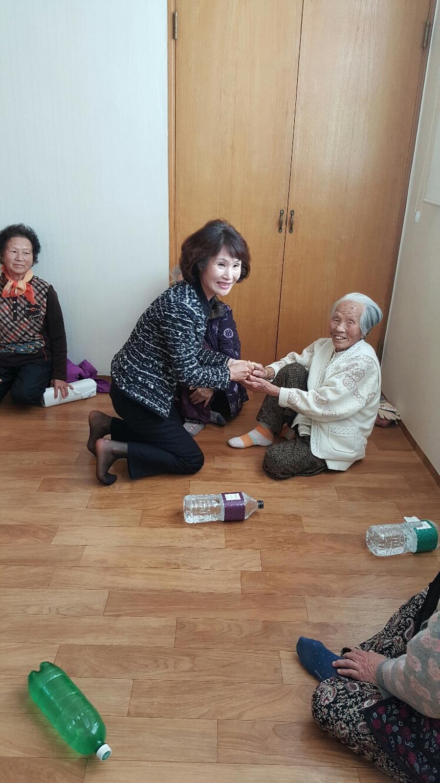 율곡면 관내 경로당 및 군부대 방문, 현장 행정 실천