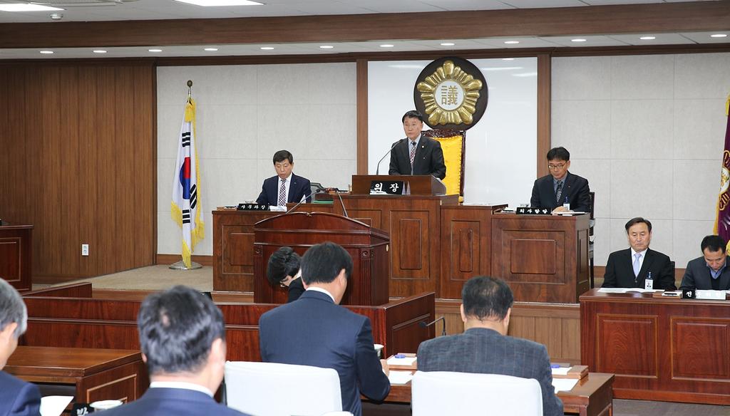 제207회 합천군의회 임시회 개회