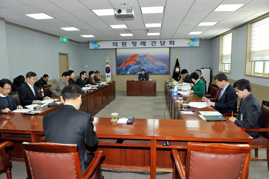 합천군의회 3월 첫 번째 정례간담회 개최