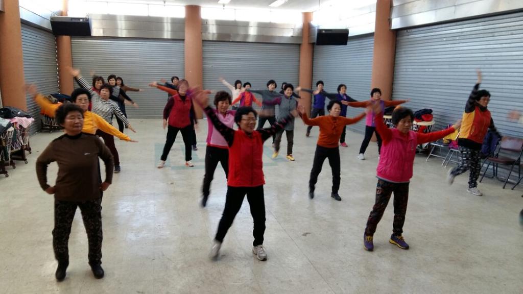 덕곡면 건강체조로 활기차게 봄을 깨우다!