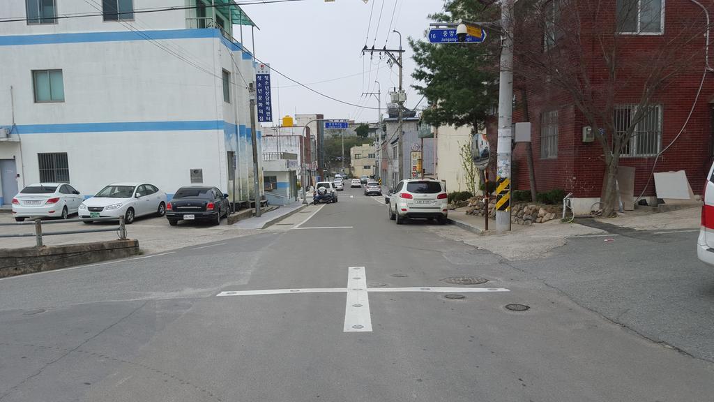 좁은 골목길 교차로 개선, 안전한 합천 만든다.