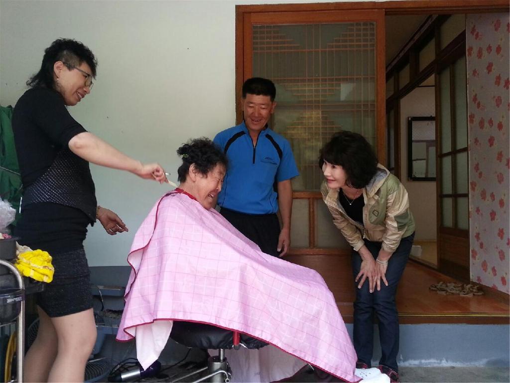 합천군 율곡면 고향어르신 미용재능기부 성황