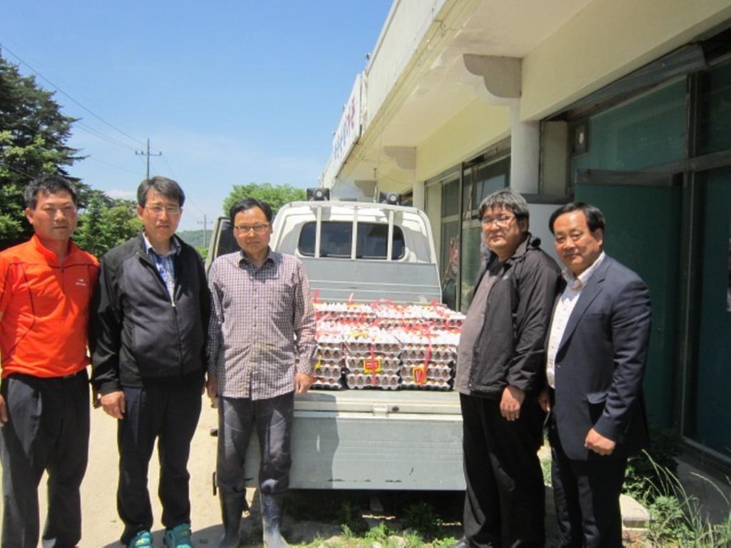 합천군 봉산면 백운농장 관내 어르신들 위해 계란 300판 기탁 