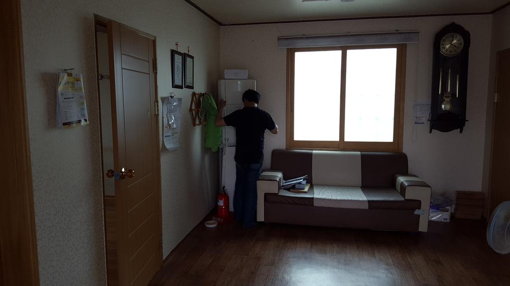 “폭염대비 어르신 ”무더위 쉼터“ 이상 없어요.”