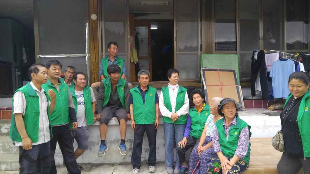 쌍책면 새마을지도자협의회 사랑의집 고치기 실시